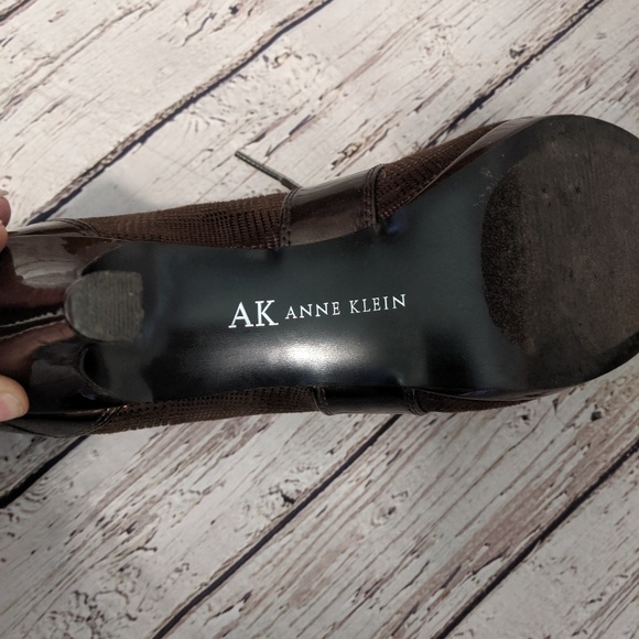 Anne Klein Oxford style heels 9.5 Brown. - Picture 2 of 7